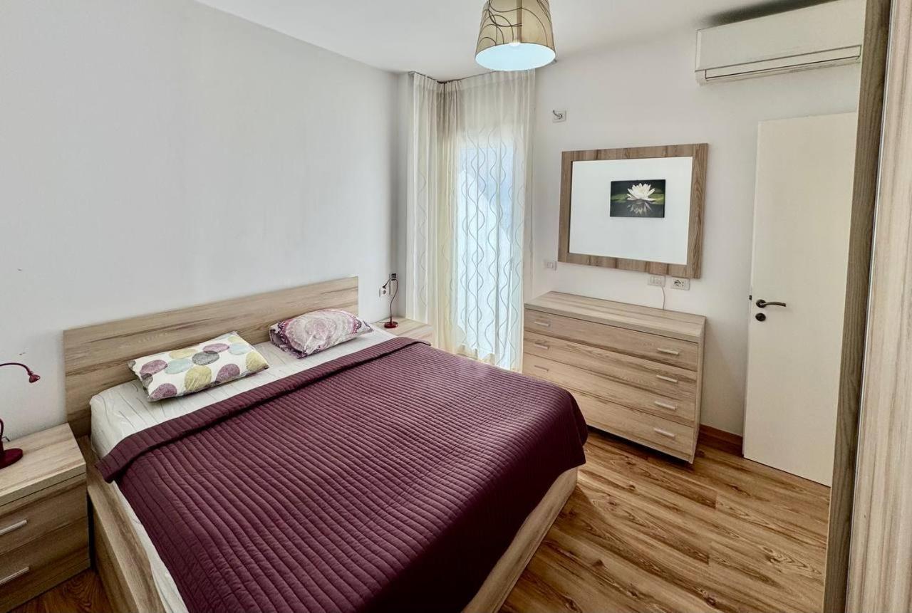 White Sea View Residence Sarandë 外观 照片
